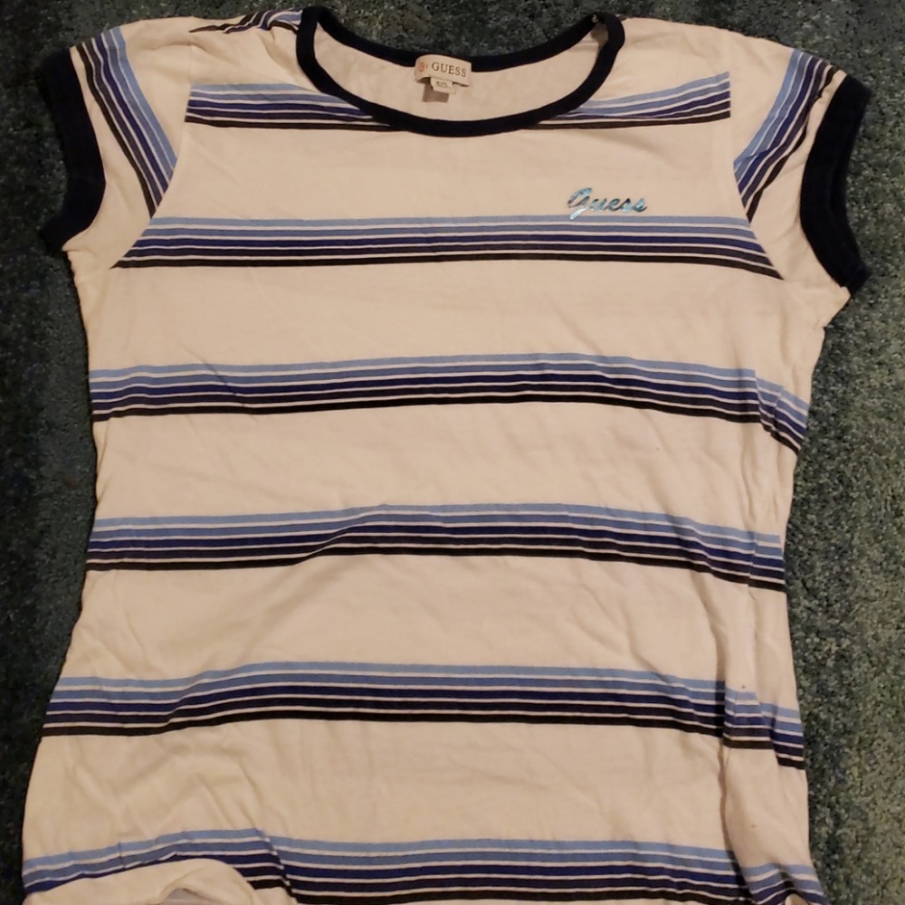 Guess t shirt